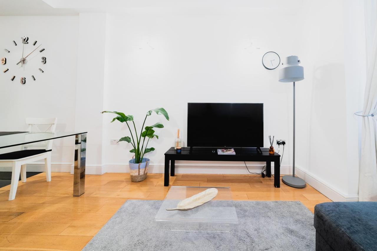 Covent Garden 2-Bedroom Apartment Лондон Екстер'єр фото