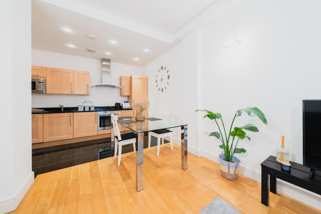 Covent Garden 2-Bedroom Apartment Лондон Екстер'єр фото